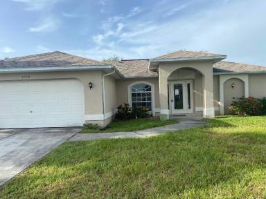 Main picture of 1738 NW 20th St