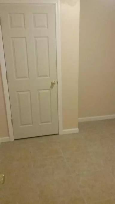 Main picture of 106 1/2 Peabody Pl