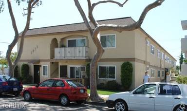 Main picture of 3873 College Ave