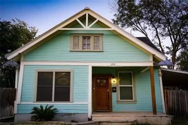 Main picture of 2715 Monterey St