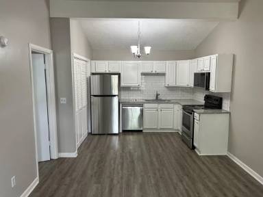 Main picture of 3701 Squaw Valley Dr SW