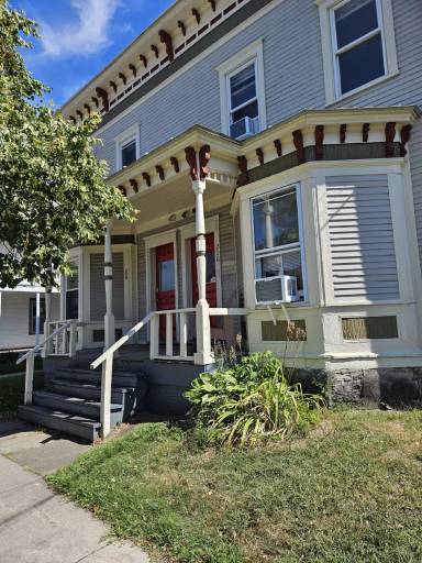 Main picture of 206 N Champlain St