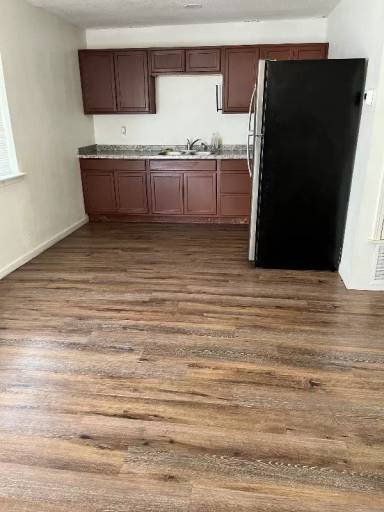 Main picture of 1015 N 14th St