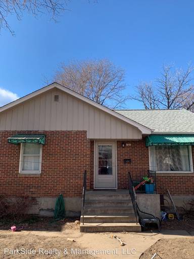 Main picture of 3153 S Lincoln St