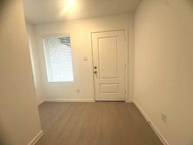 Main picture of 1520 Sunset Ridge Dr