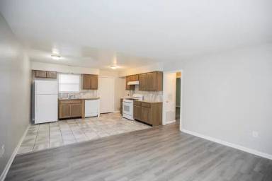 Main picture of 1321 S Washington Ave