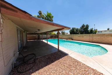 Main picture of 1303 E Donner Dr