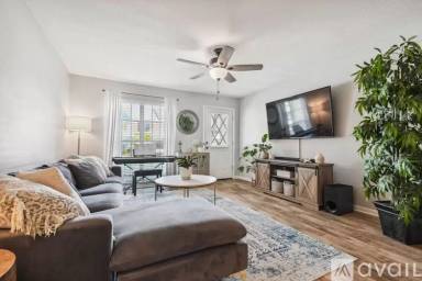 Main picture of 3338 W Wyoming Cir