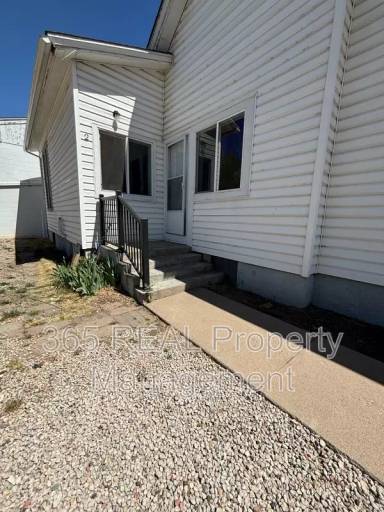 Main picture of 1213 10th St