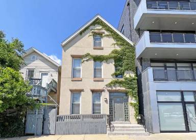 Main picture of 942 N Elston Ave