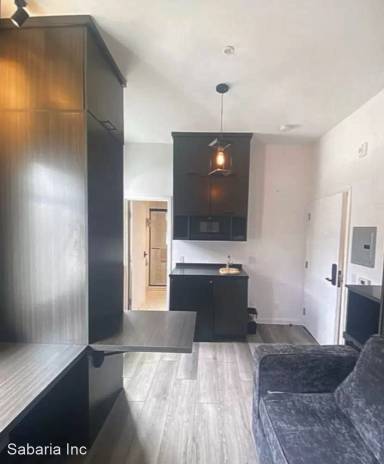 Main picture of 2342 3rd St