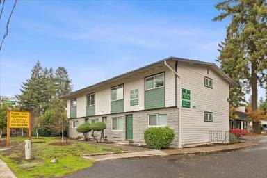 Main picture of 12713 SE Powell Blvd