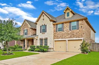 Main picture of 14331 Lakepointe Bend Ln