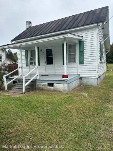 Main picture of 619 McLean St