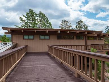 Main picture of 720 Jordan Rd