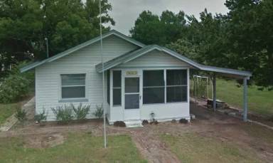 Main picture of 403 Virginia St