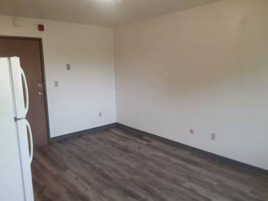 Main picture of 3315 S 10th St