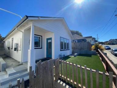 Main picture of 307 Carmel Ave