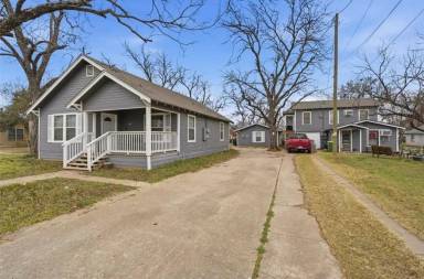 Main picture of 1013 La Clede St