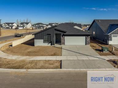 Main picture of 6038 W Kalamata St