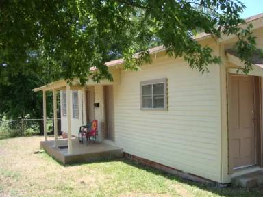 Main picture of 611 N Jackson St