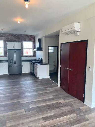 Main picture of 4055 Butler St
