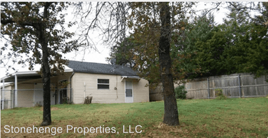 Main picture of 3018 Woodcrest Way