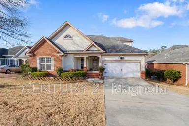 Main picture of 934 Sedgefield Cir