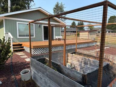 Main picture of 737 Wood Duck Ave SE
