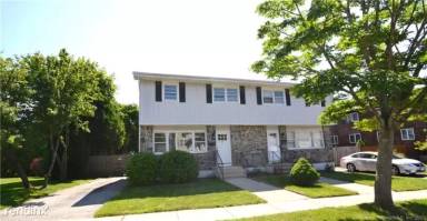 Main picture of 402 Wiklund Ave