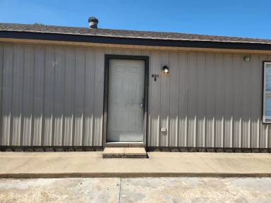 Main picture of 801 Wilson St