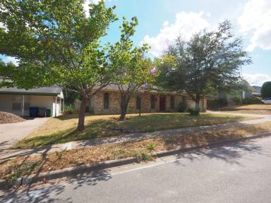 Main picture of 809 Maryland Dr