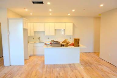 Main picture of 461 Main St