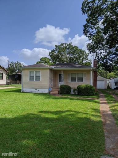 Main picture of 202 Hardy St