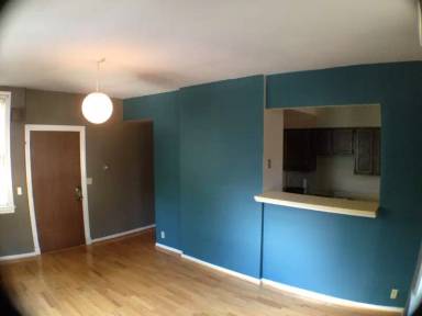 Main picture of 8 W Hollister St