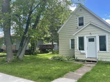 Main picture of 1805 Logan Ave