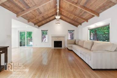 Main picture of 2699 Haverhill Dr
