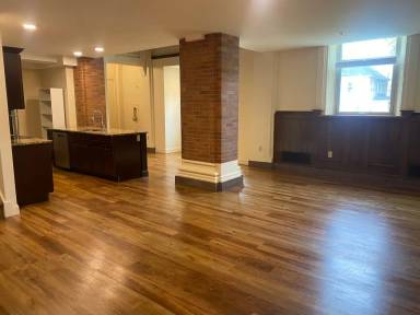 Main picture of 653 Tyler St