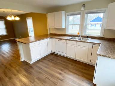 Main picture of 920 N 7th Ave