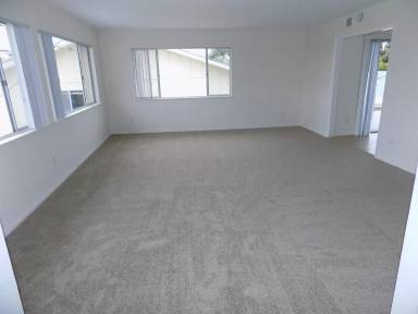 Main picture of 4876 Cass St