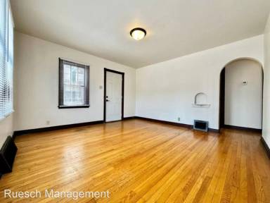 Main picture of 711 Pine St