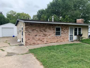 Main picture of 1410 Bellaire Ave