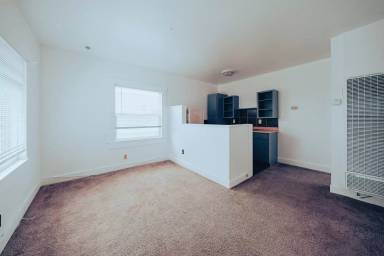 Main picture of 4068 Ingalls St