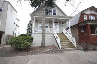 Main picture of 5849 W Dakin St