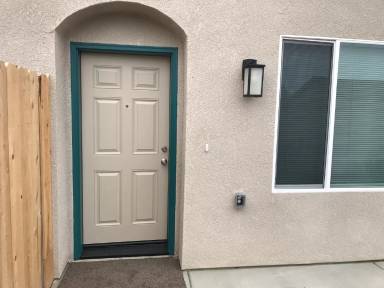 Main picture of 3077 Bright St