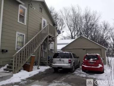 Main picture of 1406 11th St E