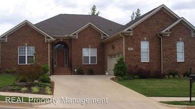 Main picture of 105 Blackwood Dr