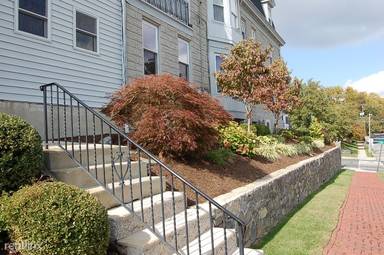 Main picture of 300 Penn Ave
