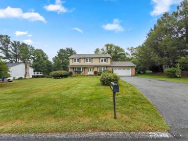 Main picture of 10034 Chatelaine Cir