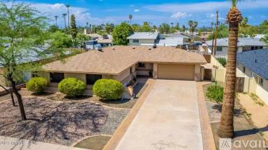 Main picture of 1028 E Hermosa Dr